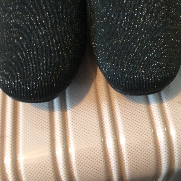 Like new black/silver Nature Breeze sparkly boots. Size 6 - Picture 4 of 5